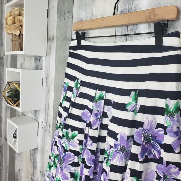 Talbots | Petite Floral Print Skirt - Picture 2 of 6
